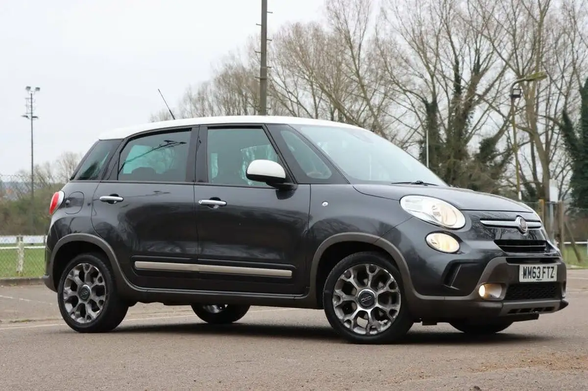 2013-fiat-500l-16-multijet-trekking-big-1