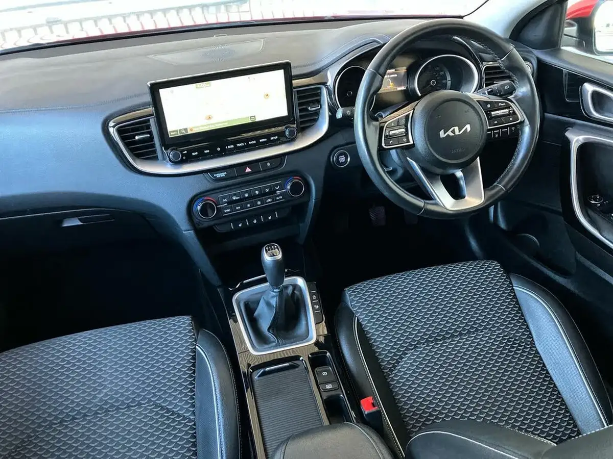 2021-kia-xceed-15-t-gdi-3-big-45