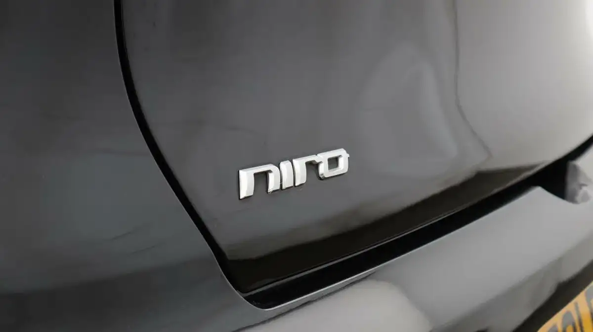 2021-kia-e-niro-ev-4-big-21