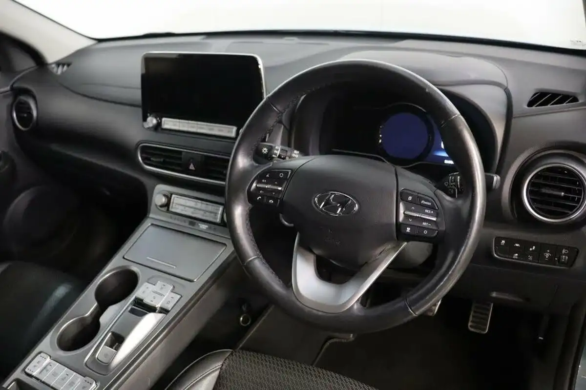 2020-hyundai-kona-e-premium-se-64kwh-105kw-obc-big-19
