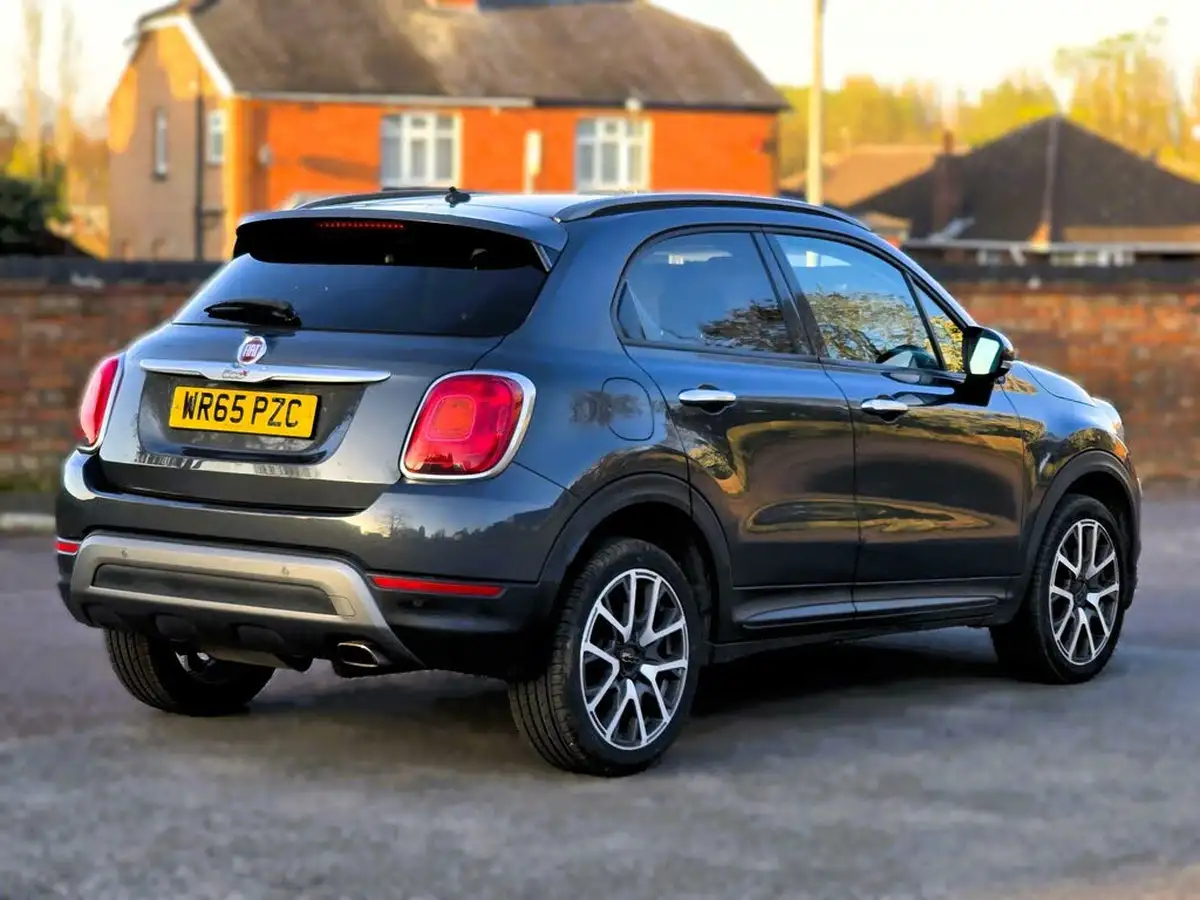 2015-fiat-500x-16multijet-ii-cross-plus-big-17