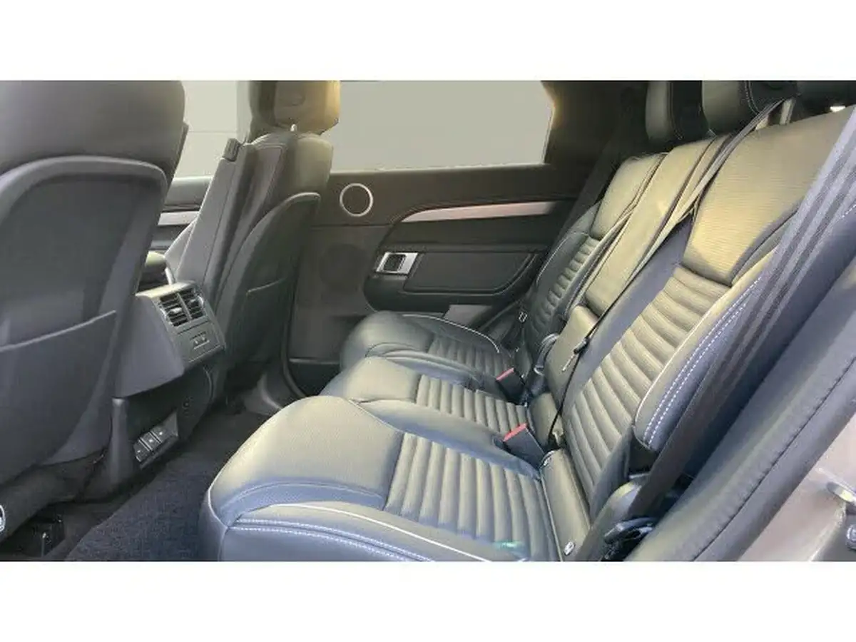 2023-land-rover-discovery-30-d300-r-dynamic-hse-big-3