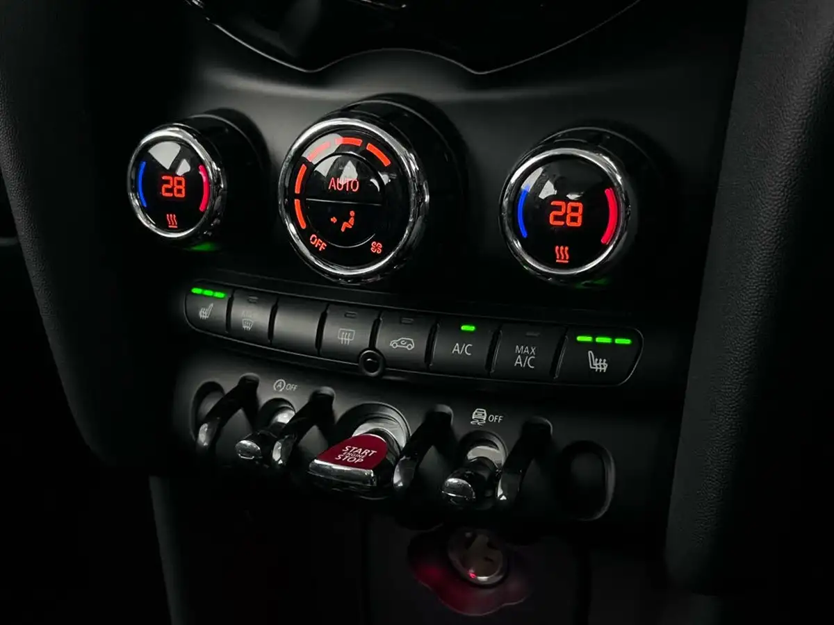 2019-mini-cooper-15-cooper-classic-hatchback-3d-big-22