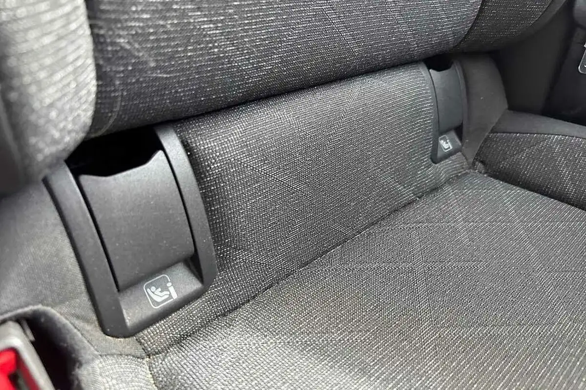2021-volkswagen-golf-15-tsi-life-130ps-hatchback-big-24