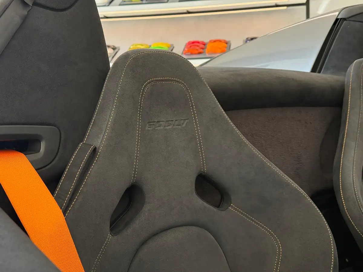 2019-mclaren-600lt-spider-big-8