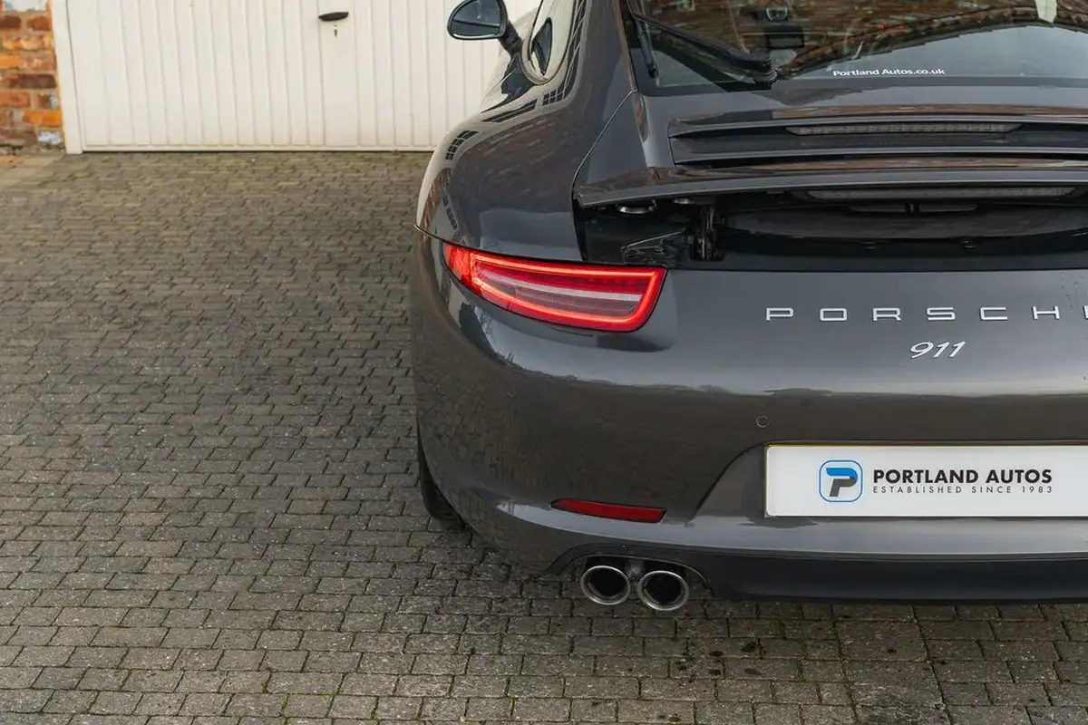 2012-porsche-911-34-carrera-coupe-pdk-big-15
