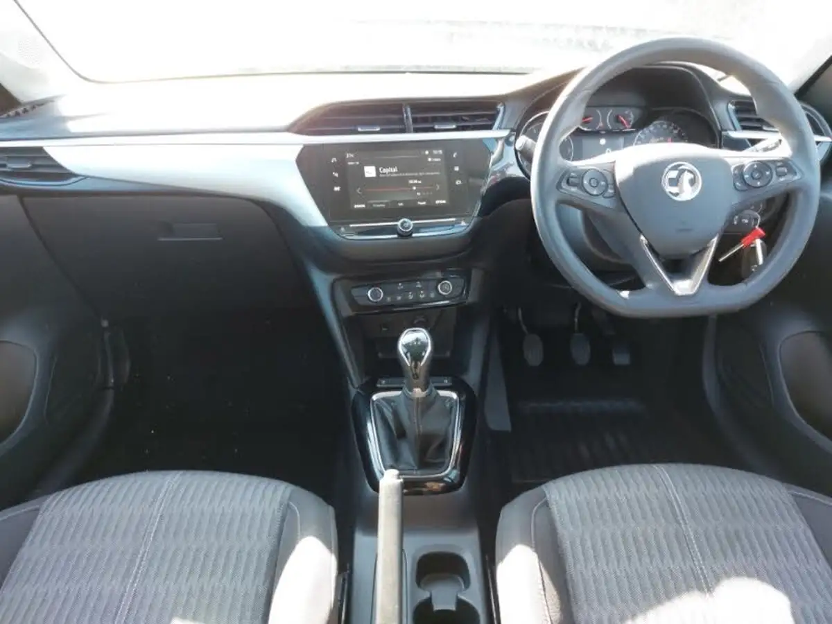 2022-vauxhall-corsa-12i-se-edition-big-2