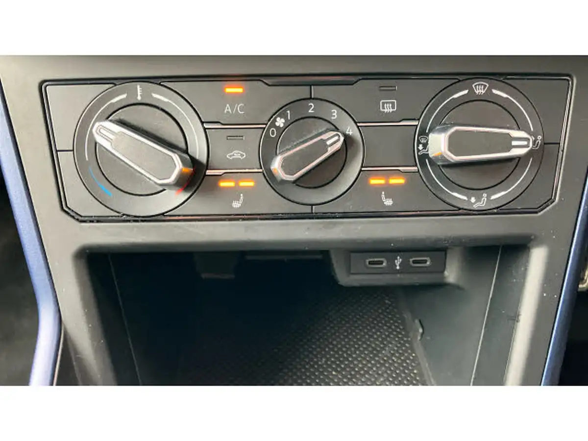 2021-volkswagen-polo-10-tsi-united-big-25