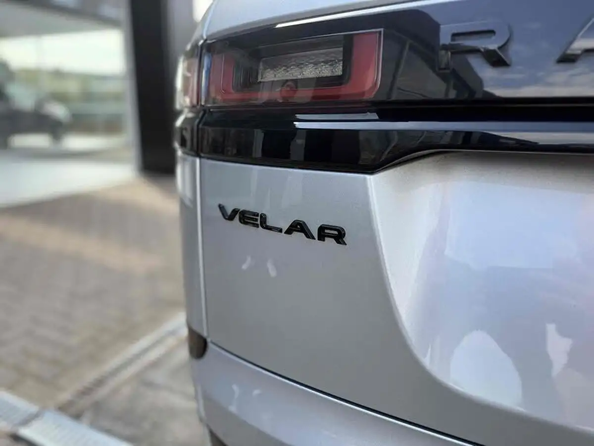 2017-land-rover-range-rover-velar-20-d180-r-dynamic-s-big-14