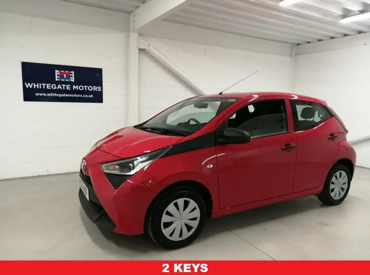 2020-toyota-aygo-10-vvt-i-x-5d-big-2