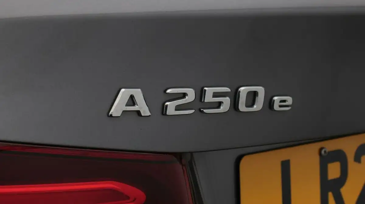 2021-mercedes-benz-a-class-13-a250e-amg-line-premium-plus-saloon-4d-big-23