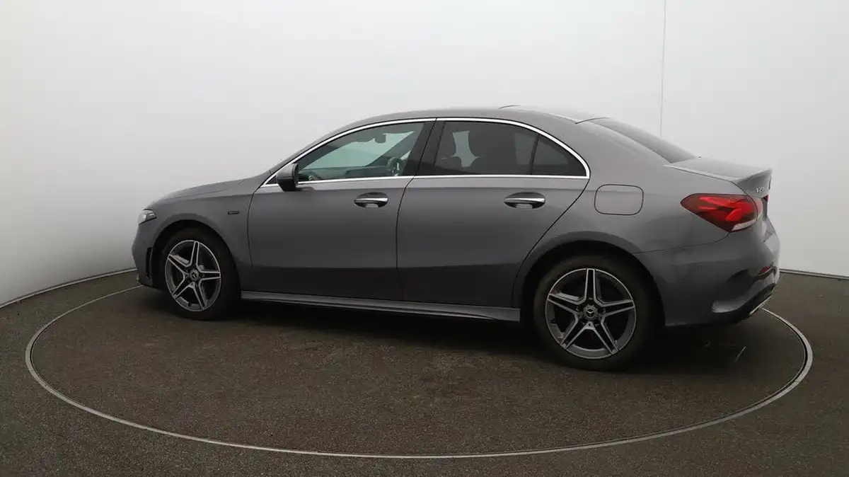 2021-mercedes-benz-a-class-13-a250e-amg-line-premium-plus-saloon-4d-big-40