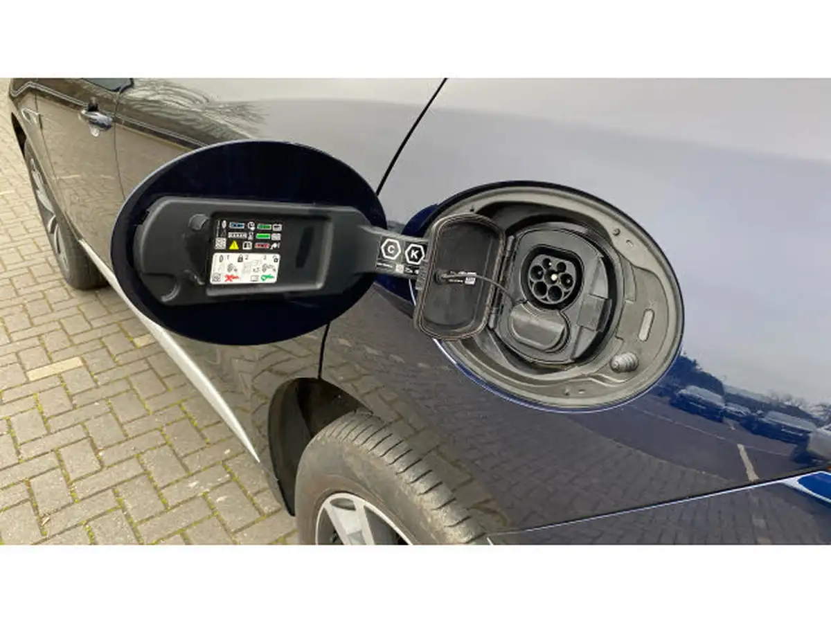 2023-jaguar-f-pace-20-p250-r-dynamic-hse-black-big-44