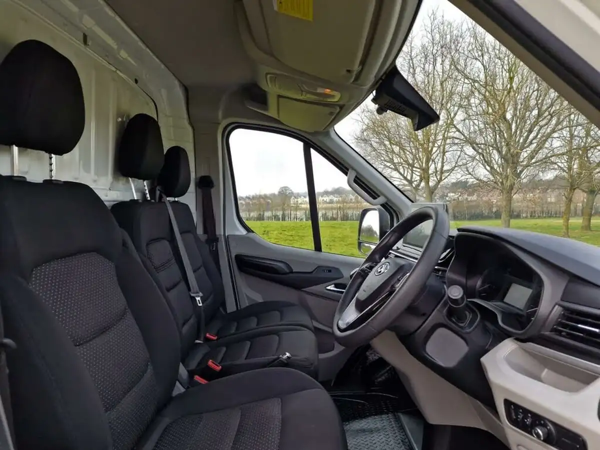 2022-maxus-deliver-9-20tdi-l3h2-big-7