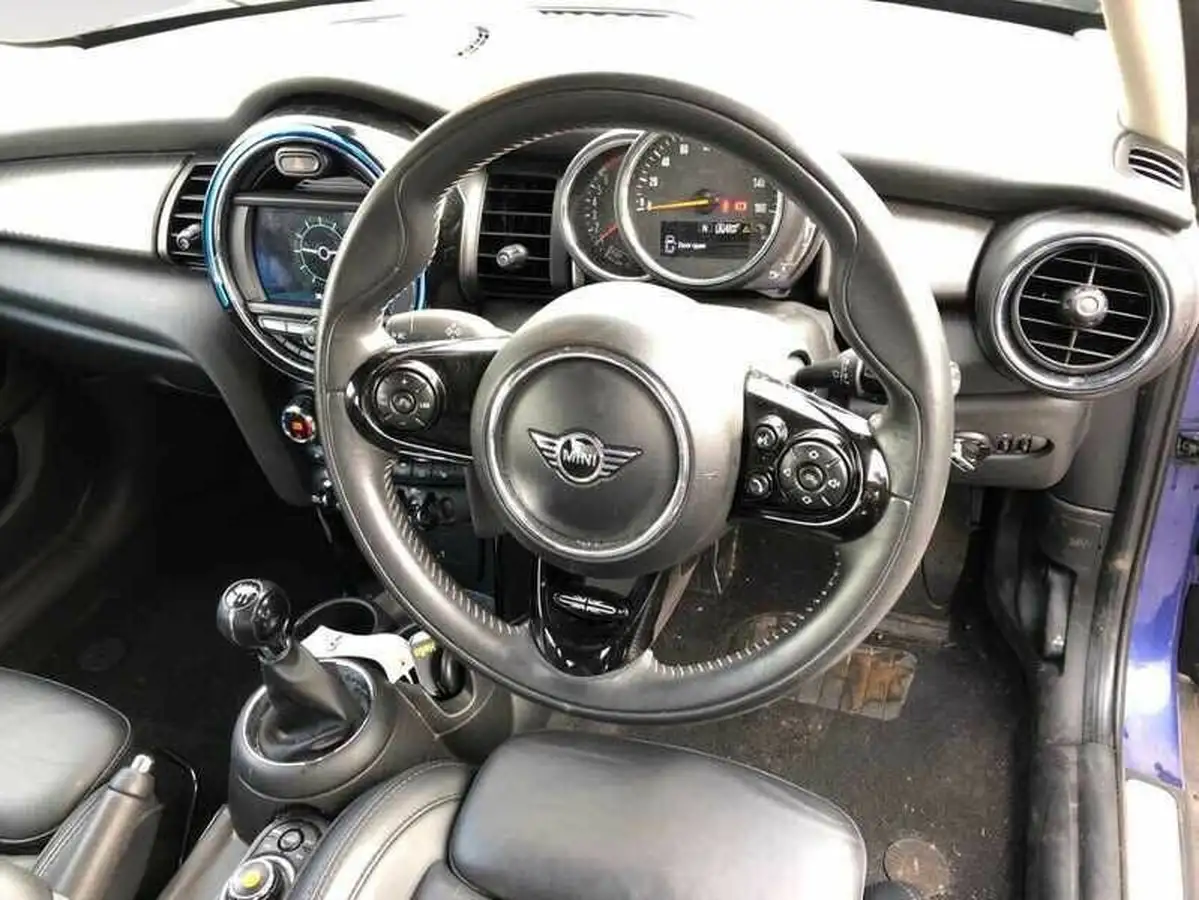 2019-mini-cooper-15-cooper-exclusive-134bhp-hatchback-5d-big-3