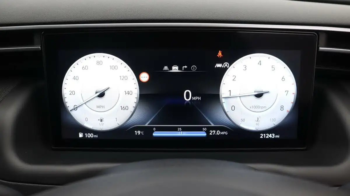 2022-hyundai-tucson-16-t-gdi-ultimate-150ps-big-10