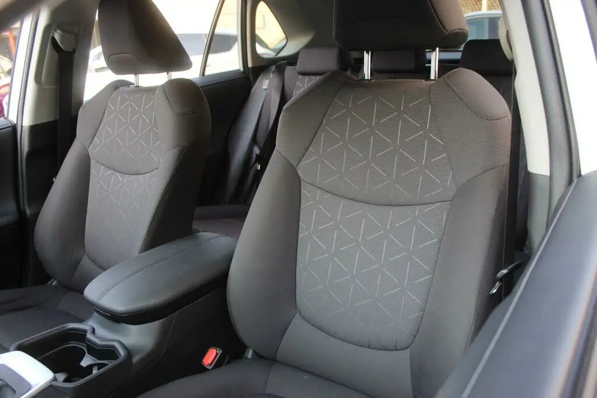 2021-toyota-rav4-25-vvt-i-design-219bhp-big-24