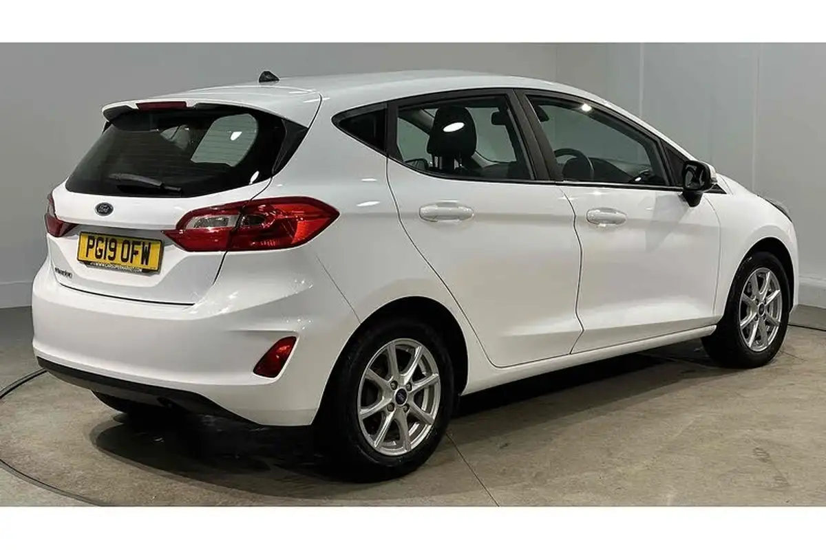 2019-ford-fiesta-10t-zetec-5d-big-5