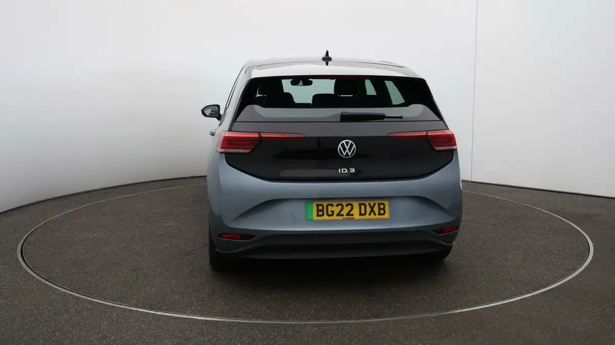 2022-volkswagen-id3-e-life-204ps-58kwh-pro-performance-big-6