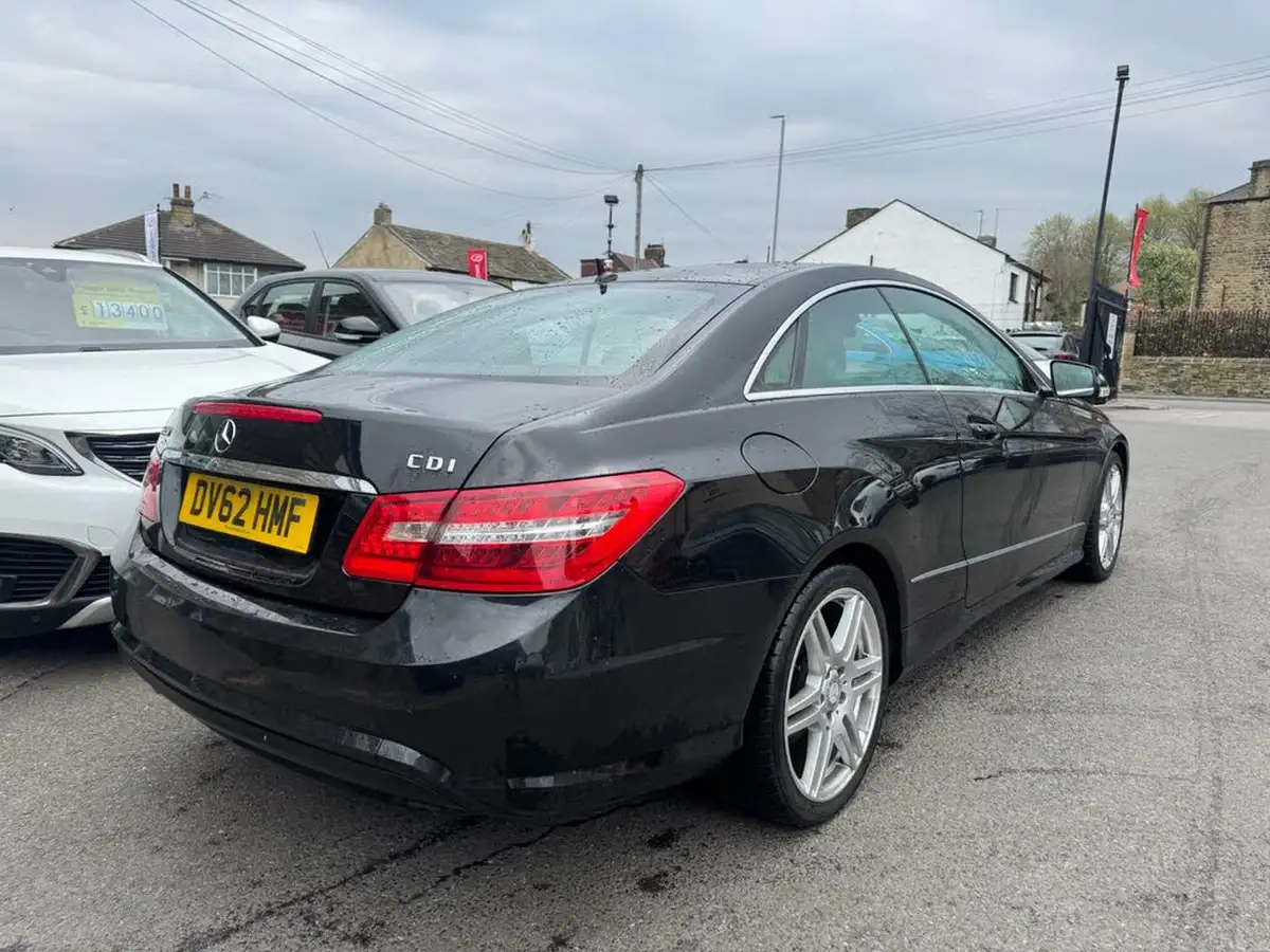 2012-mercedes-benz-e-class-21td-e220-cdi-sport-21cdi-170bhp-blue-f-coupe-2d-7g-tronic-big-5