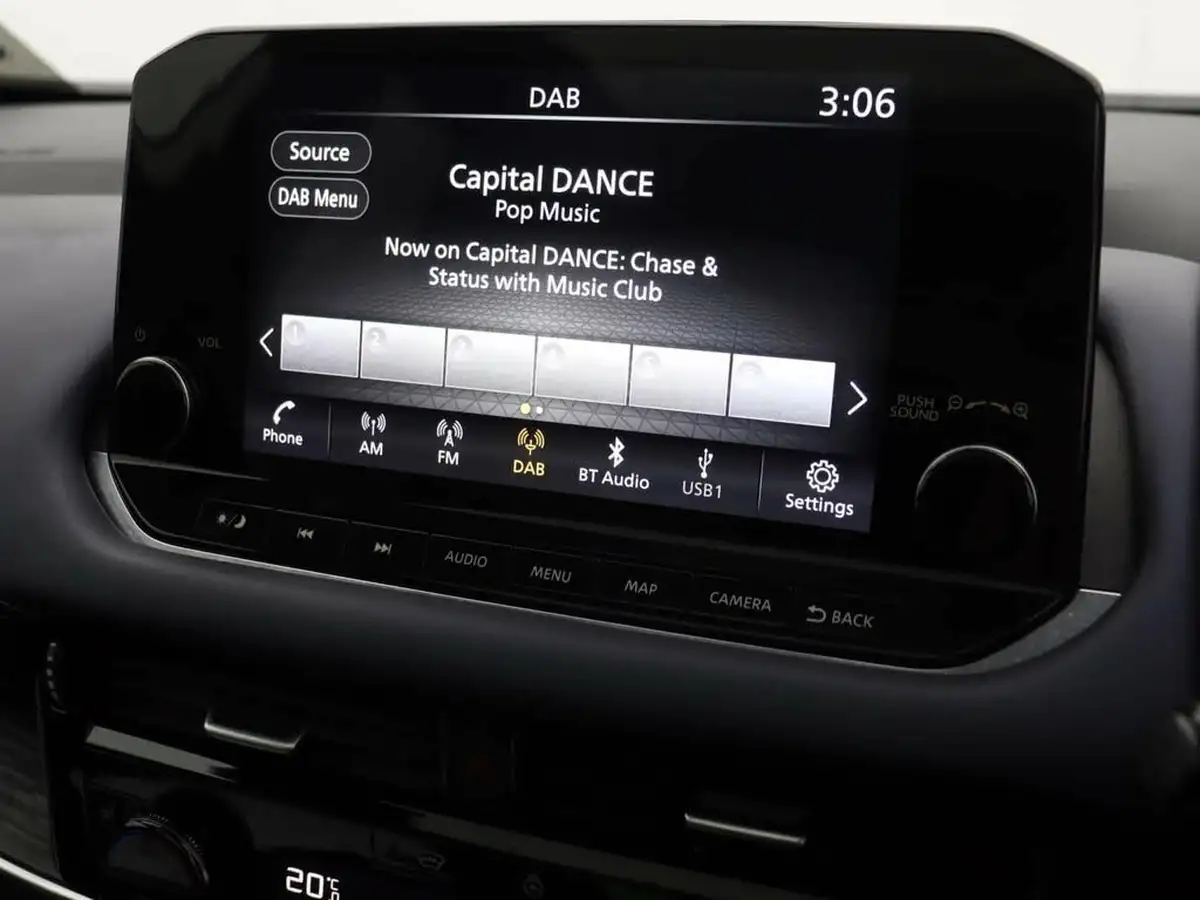 2022-nissan-qashqai-13-dig-t-tekna-158ps-xtronic-big-12