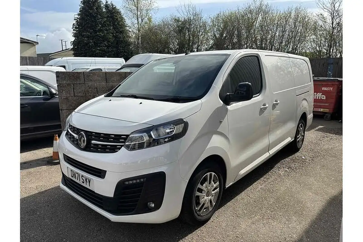 2021-vauxhall-vivaro-15td-2900-l2h1-sportive-100pseu6d-big-1