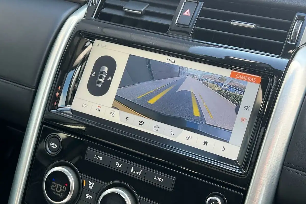 2019-land-rover-discovery-30-sd6-hse-luxury-big-4