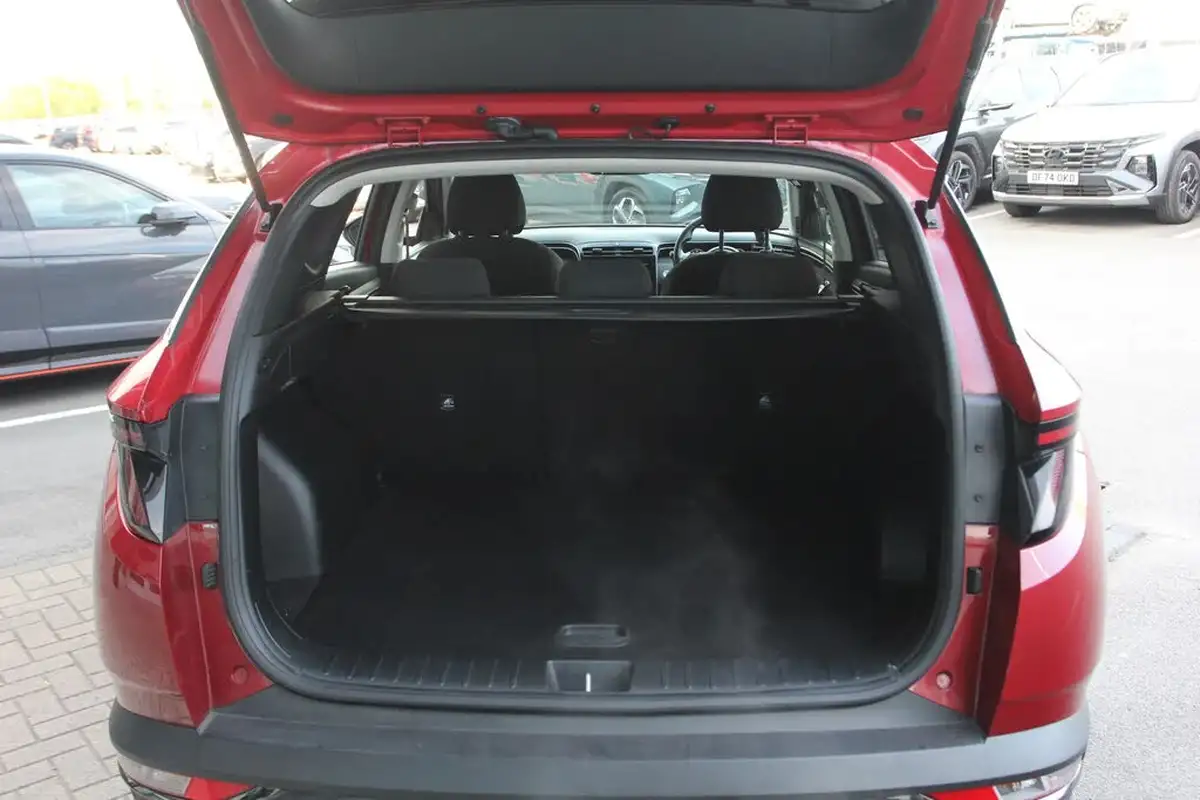 2022-hyundai-tucson-16-t-gdi-premium-230ps-hybrid-auto-big-12