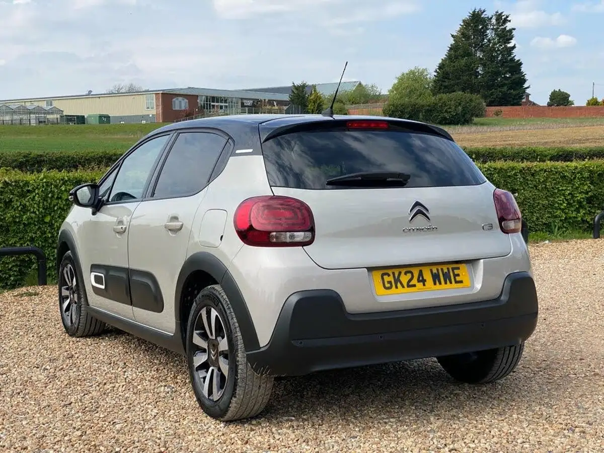 2024-citroen-c3-12-puretech-plus-83ps-big-7