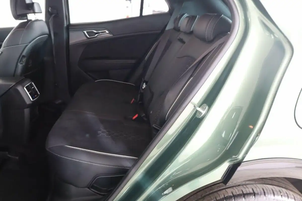 2022-kia-sportage-16-t-gdi-gt-line-226bhp-hev-1598cc-auto-big-12