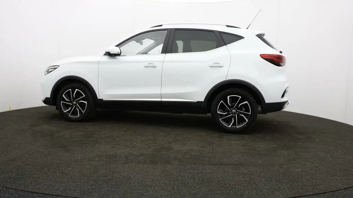 2023-mg-zs-suv-10t-gdi-exclusive-big-62