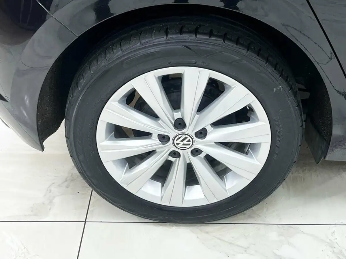 2020-volkswagen-polo-10-tsi-match-big-12