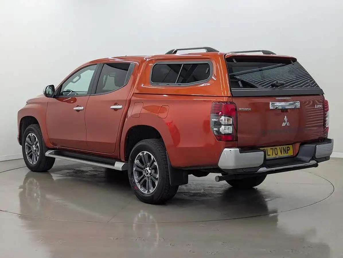 2020-mitsubishi-l200-22di-d-barbarian-x-big-8