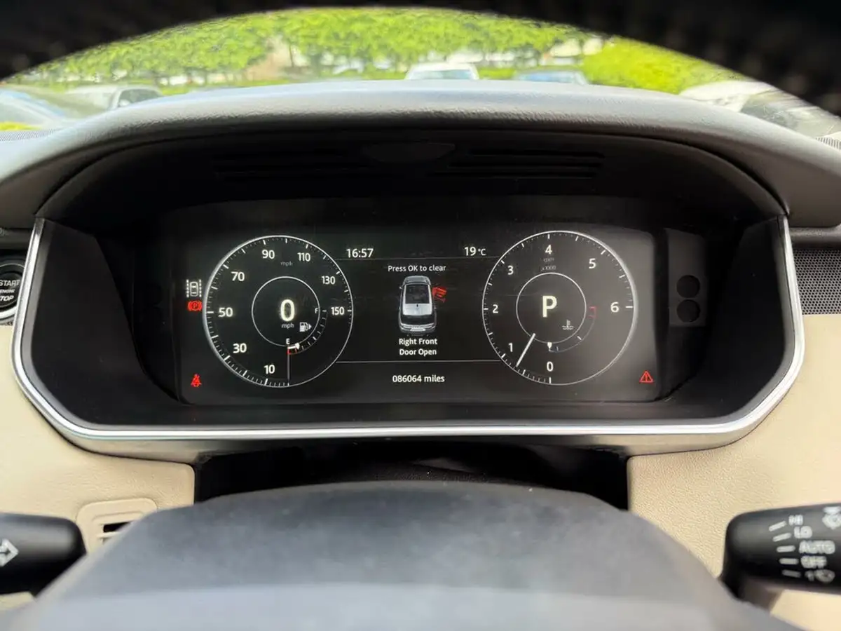 2017-land-rover-range-rover-sport-30-sd-v6-hse-306hp-big-19
