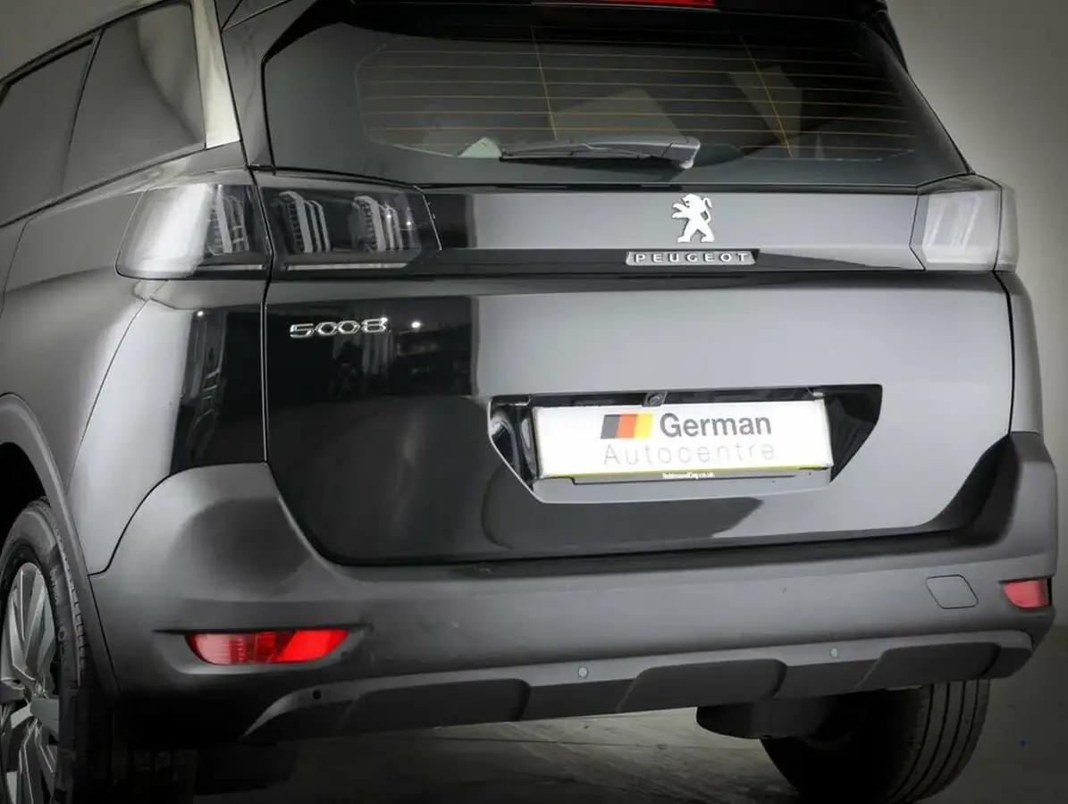 2021-peugeot-5008-suv-15-bluehdi-active-premium-big-12