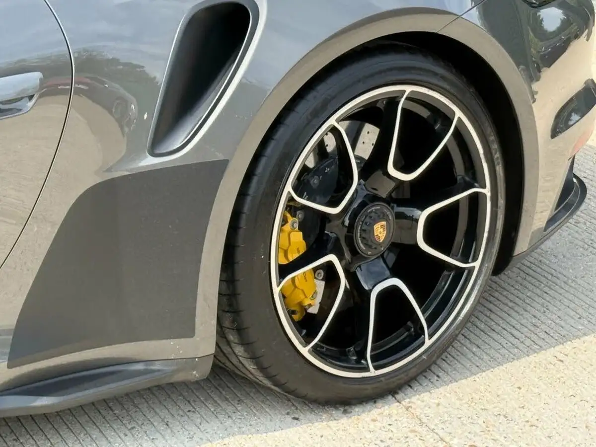 2021-porsche-911-38-turbo-s-coupe-big-22