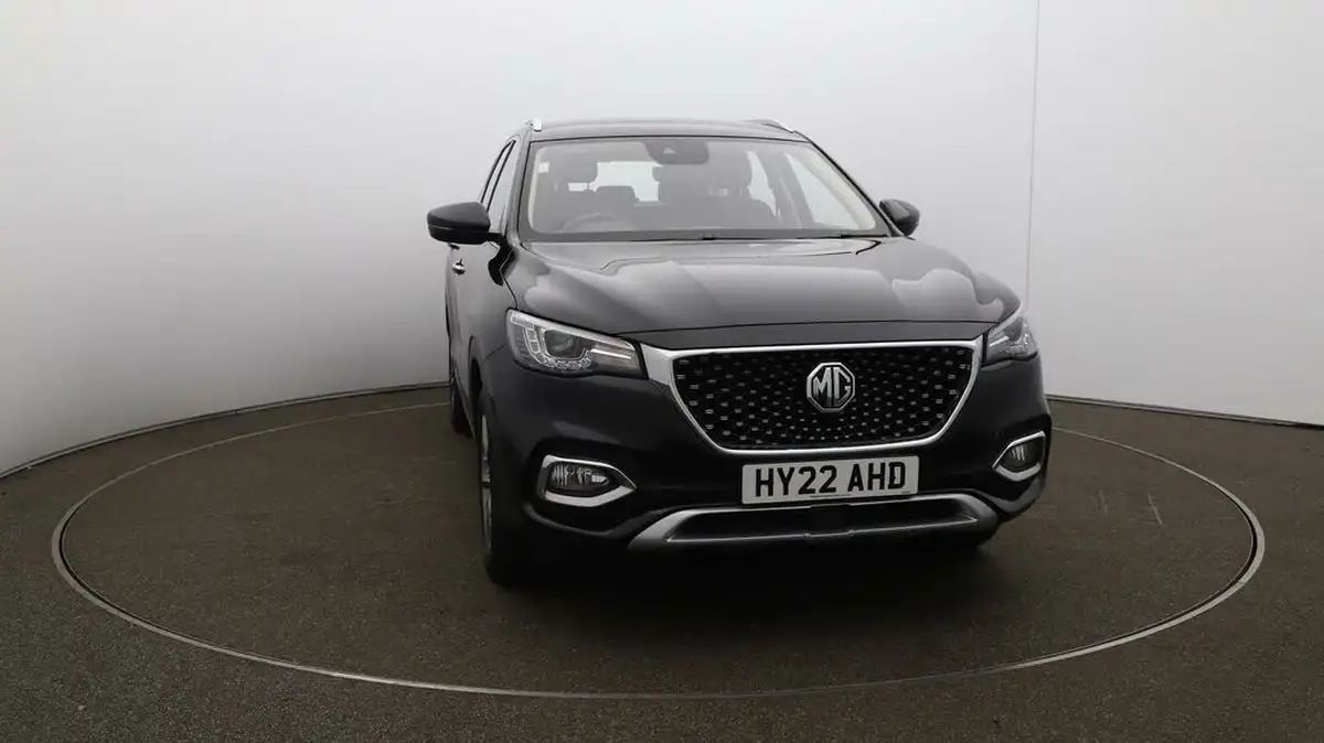 2022-mg-hs-15t-gdi-excite-162ps-big-32