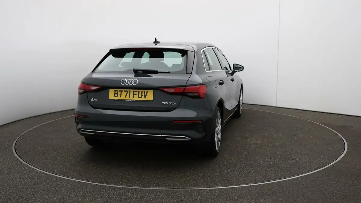 2021-audi-a3-20-35-tdi-sportback-5d-s-tronic-big-49