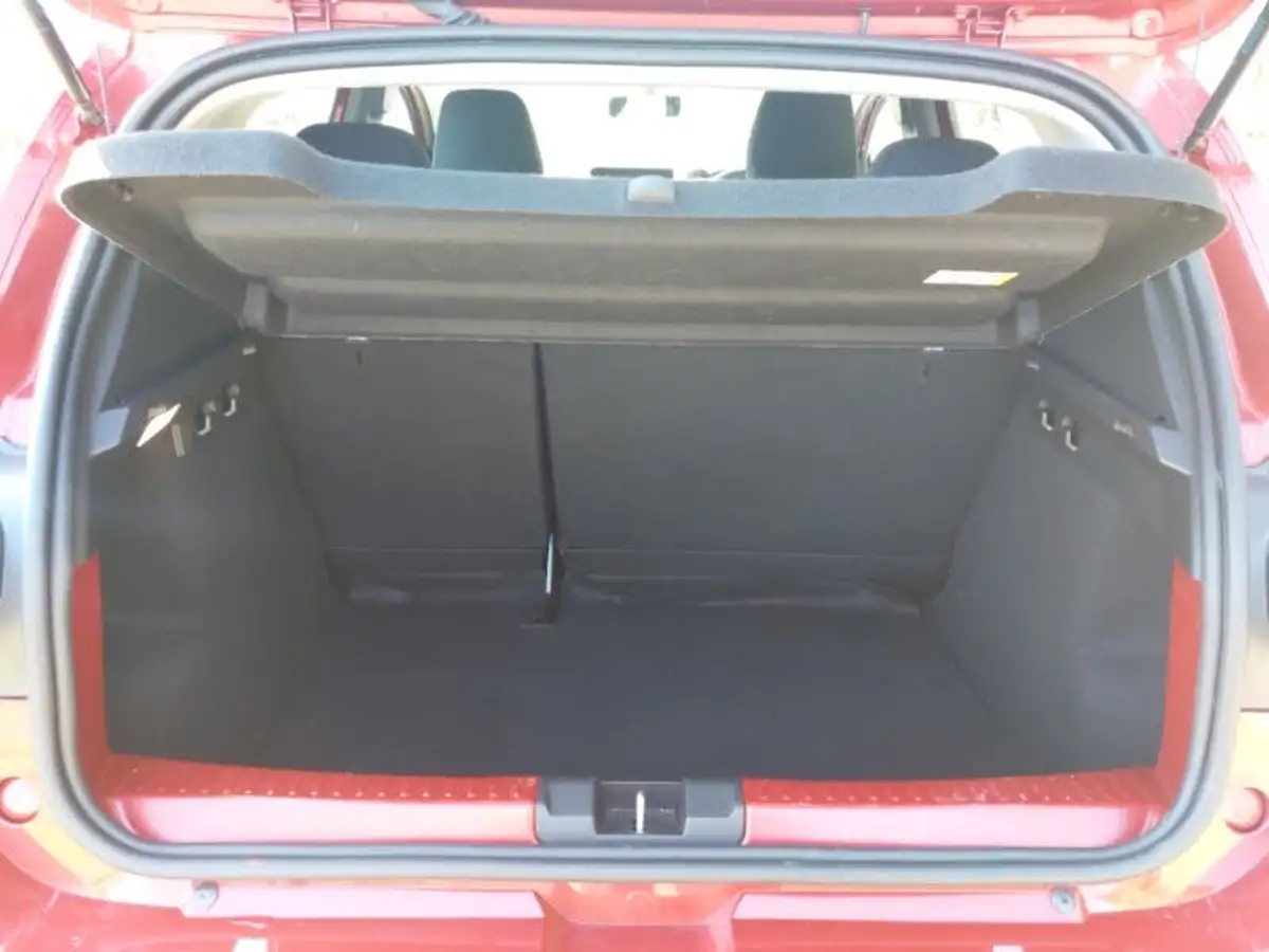 2023-dacia-sandero-10-tce-expression-90bhp-big-7