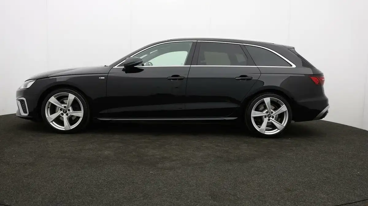 2021-audi-a4-avant-20-35-tdi-s-line-big-60