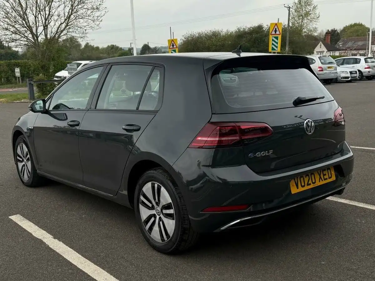 2020-volkswagen-golf-e-e-golf-big-4