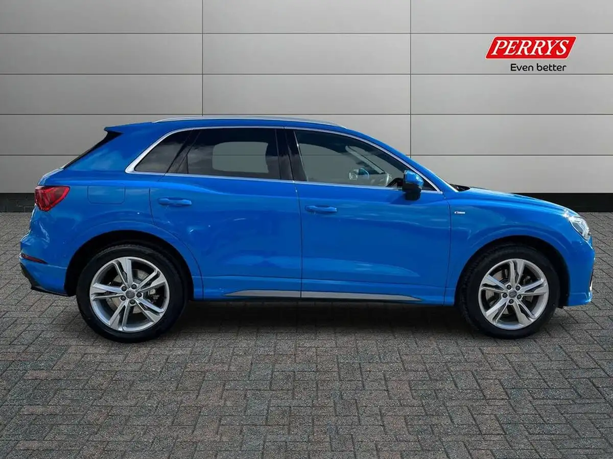 2019-audi-q3-20-40-tfsi-s-line-big-2