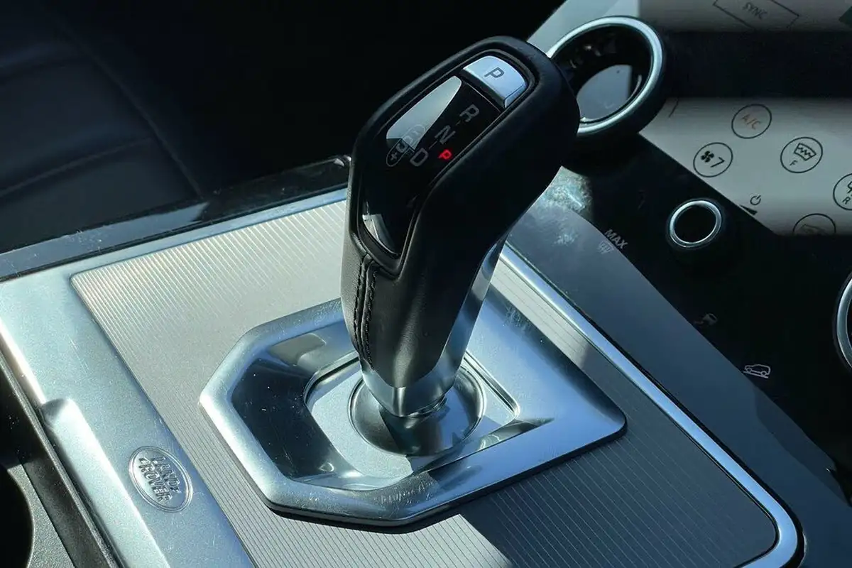 2020-land-rover-range-rover-evoque-20-d180-se-big-18