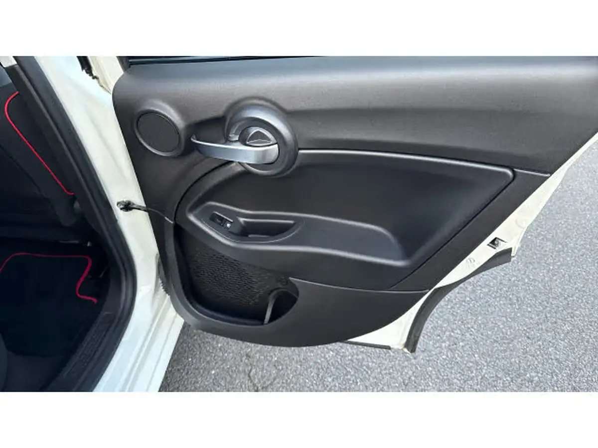 2023-fiat-500x-15-dolcevita-top-big-38