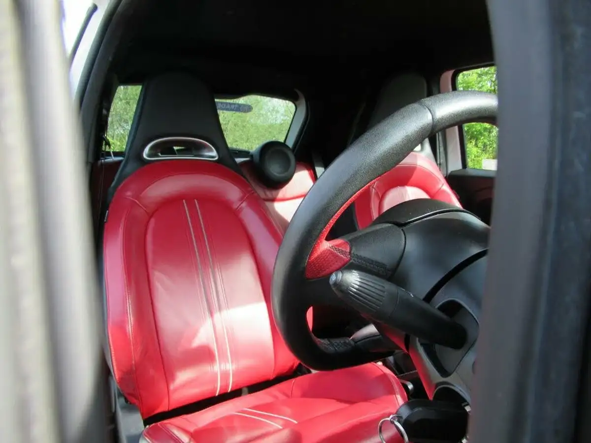 2015-abarth-500-14-tjet-595-turismo-160bhp-big-5