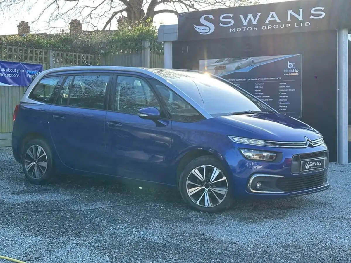 2017-citroen-grand-c4-picasso-16bluehdi-feel-big-0