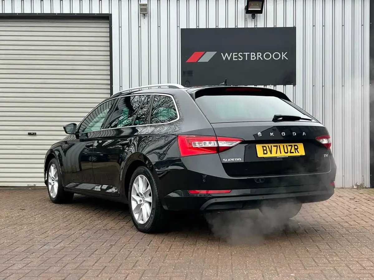 2021-skoda-superb-14-tsi-se-technology-156ps-estate-big-9