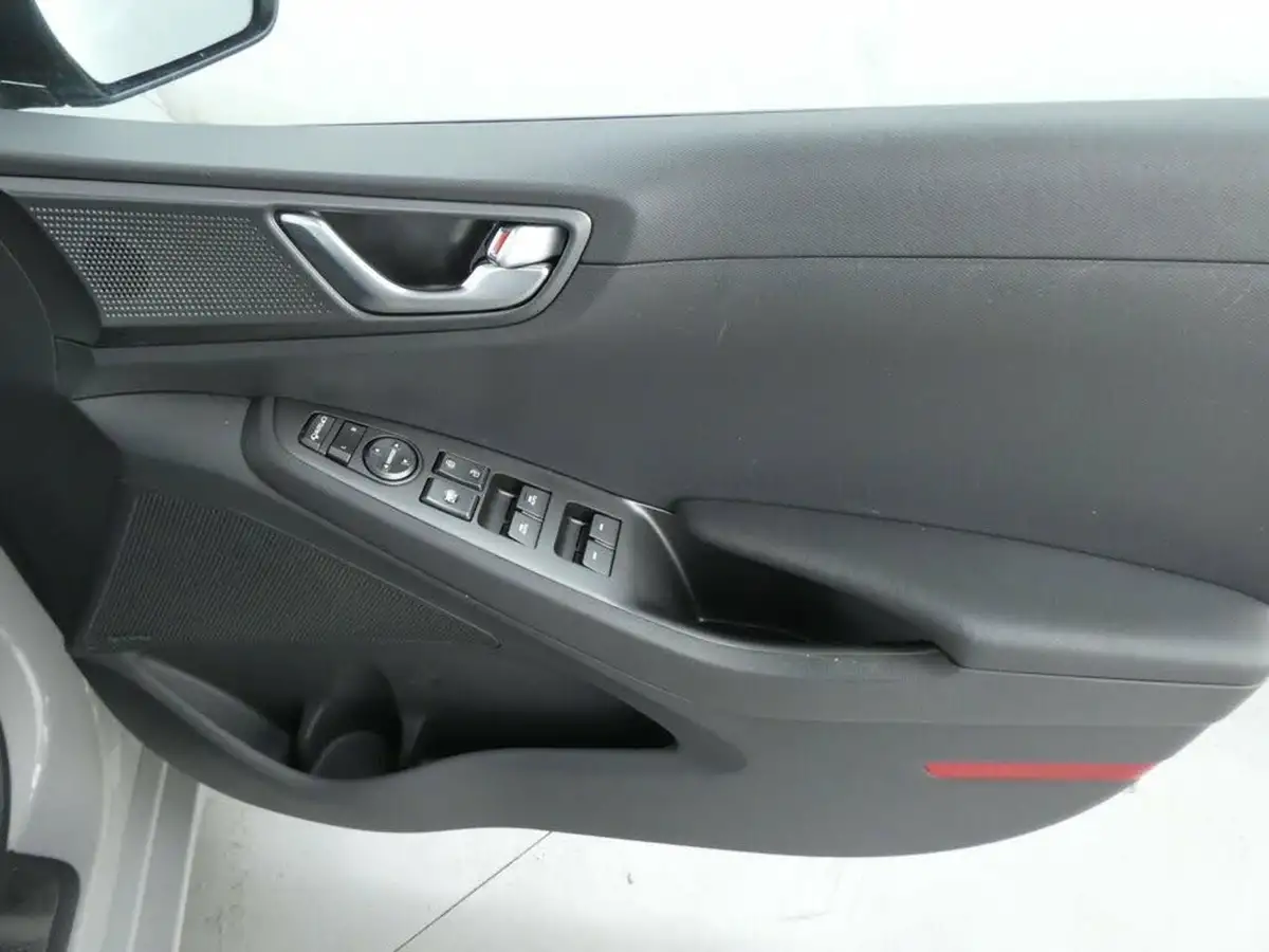 2021-hyundai-ioniq-16-gdi-premium-hybrid-big-22