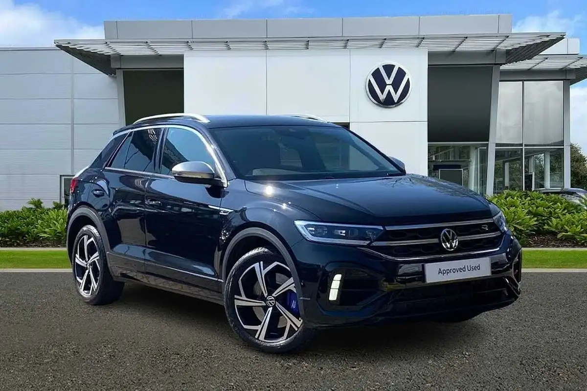 2022-volkswagen-t-roc-20-tsi-r-big-0