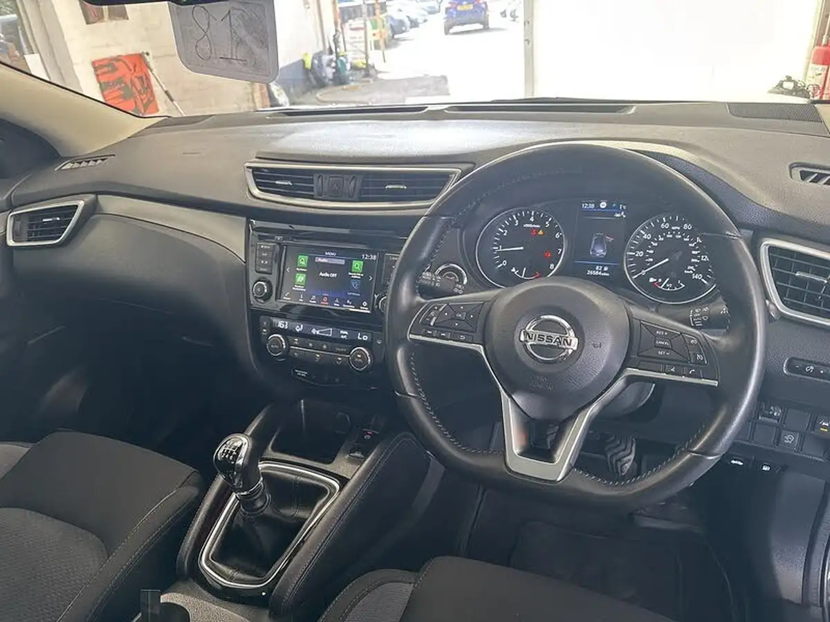 2019-nissan-qashqai-13-dig-t-n-connecta-140ps-big-14